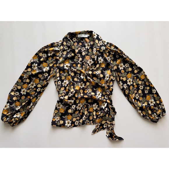 ASTR The Label Women's Black Yellow Floral Asymmetrical Collared Wrap Top Size M - Picture 2 of 13
